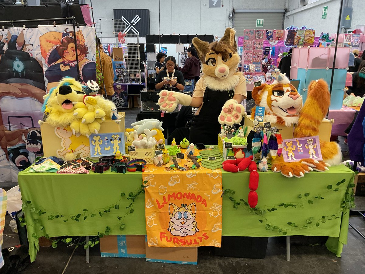 🌺Pink Limonada Fursuits✂🌿🍋 tweet media