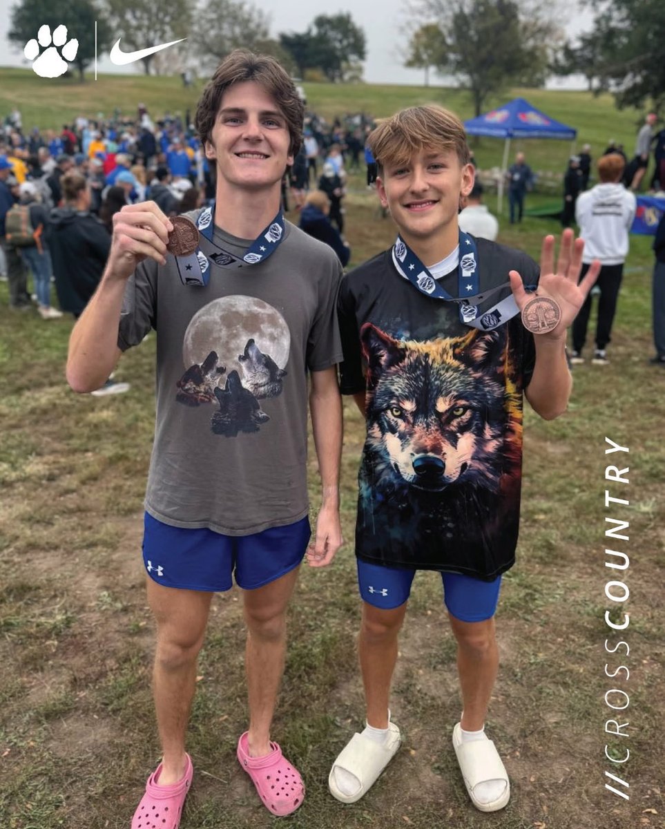 What a way to finish the season! 🐾

At the NSAA State Cross Country Championships, two Bearcats earned top-15 finishes:

🏅 Zach Petzet – 7th Place – 16:09.6
🏅 Maddox Helgoth – 12th Place – 16:16.2

We’re proud of you and the entire Bearcat Pack! 🔵🟡

#BearcatXC #BearcatPride
