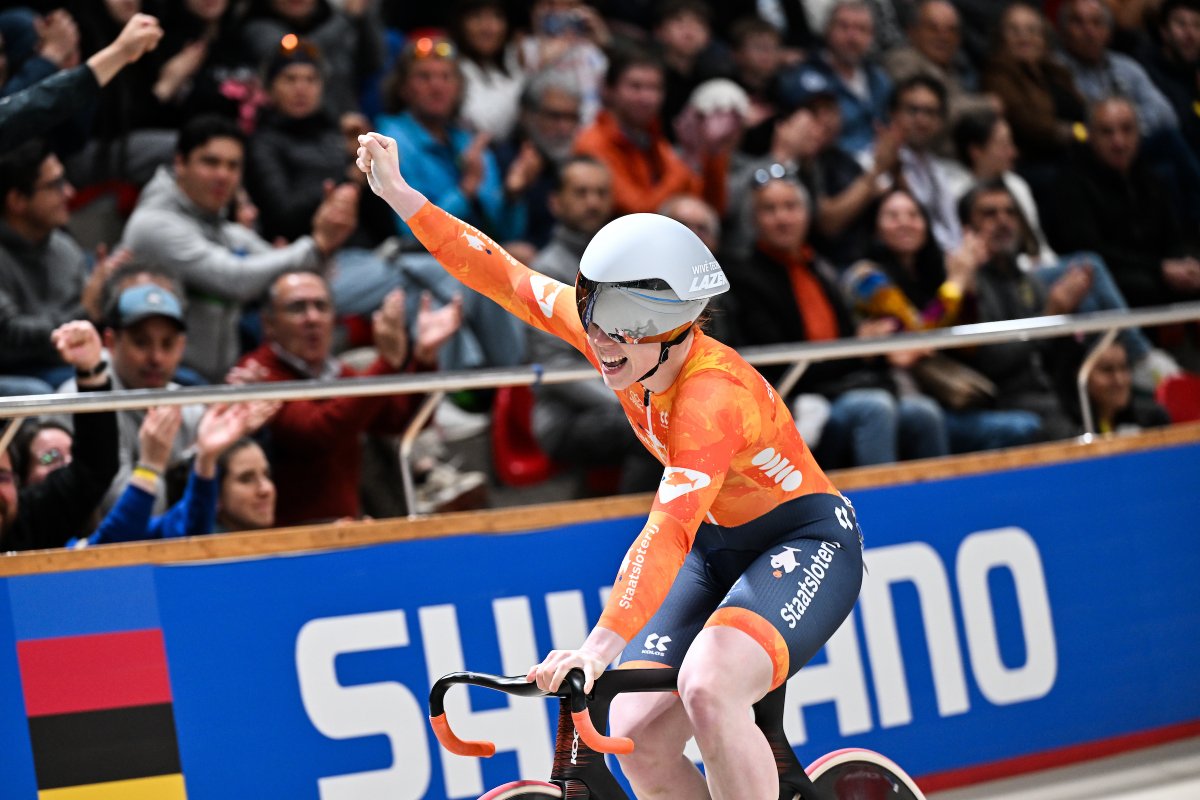 UCI_Track's tweet image. The rainbow jersey belongs to Hetty van de Wouw 🌈

Queen of the Women’s Sprint at #Santiago2025 🤩

📸 SWpix