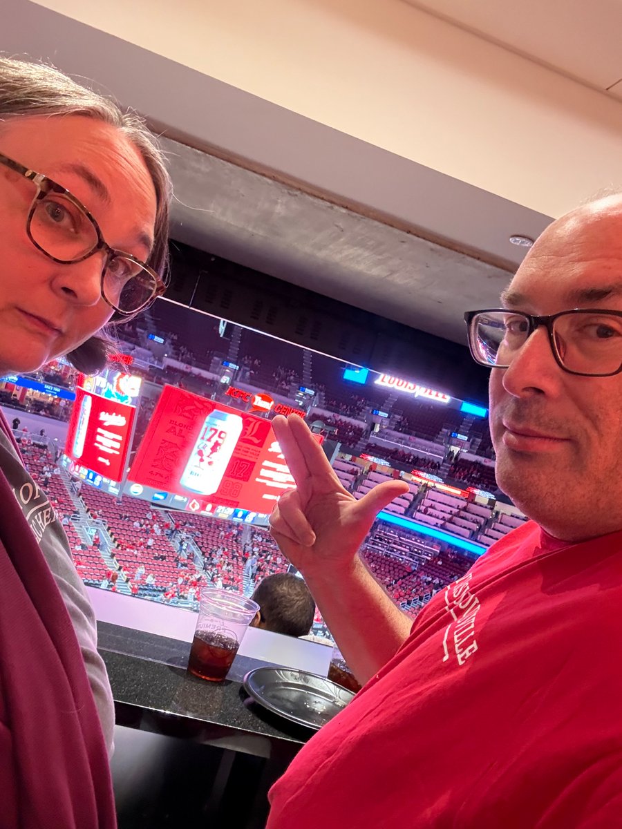 My 1st <a href="/GoCards/">Louisville Athletics</a> game! #gocards beat Kansas