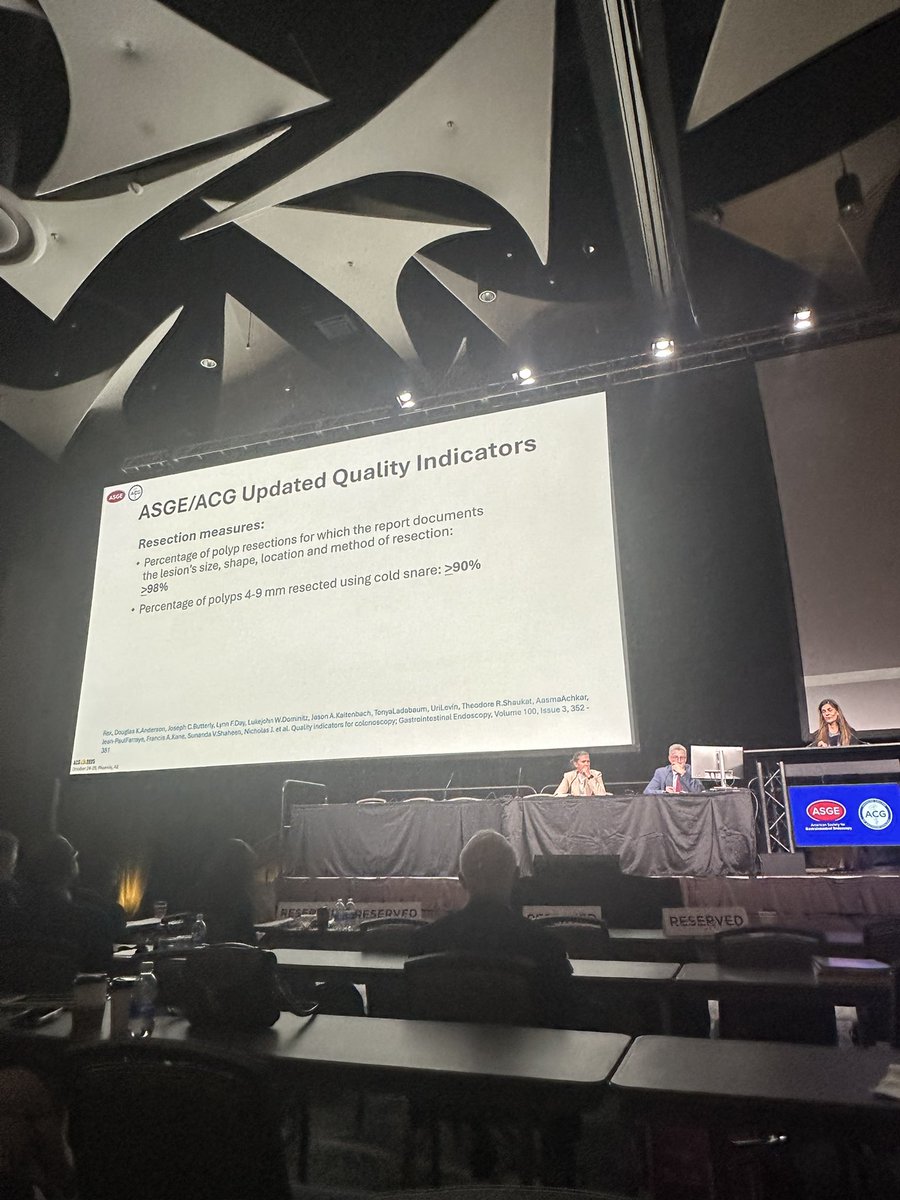 BilalMohammadMD's tweet image. New right from the 👸 mouth !

The inspirational @AasmaShaukatMD on: 

⭐️ Optimizing Quality Metrics for #Colonoscopy and #PolypDetection 

✅ Benchmark #ADR: 35%
✅ WT: 8-9 mins
✅ Cold Snare resection &amp;gt; 90% for 4-9 mm polyps
✅Use dx assessment score for #IBD

 #ACG2025…