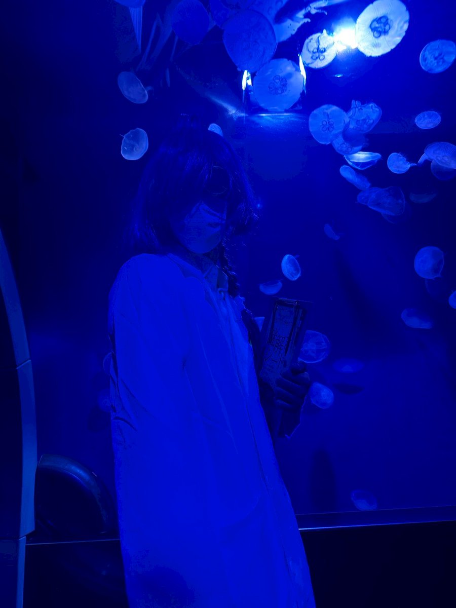 かなせさん tweet media