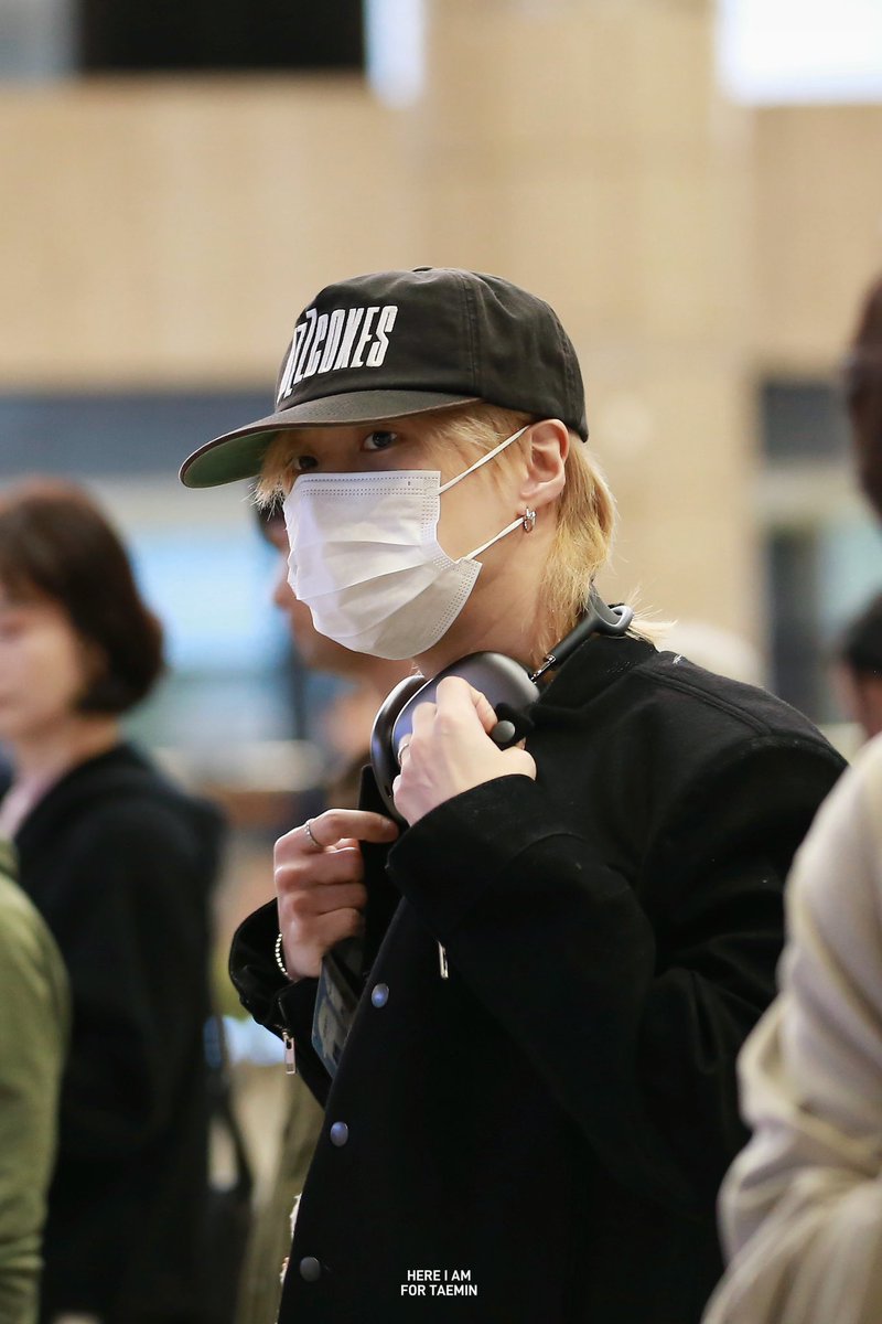 Here-iam tweet media