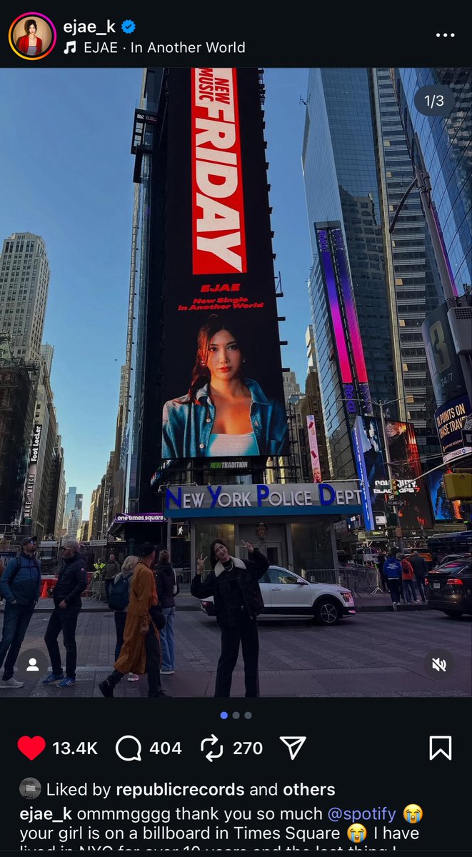 encytheleaves's tweet image. Ejae in time square my shayla she deserves it 😭😭😭
