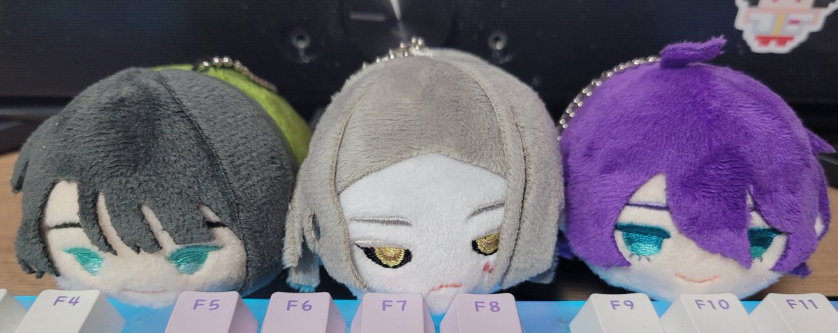 지긋......