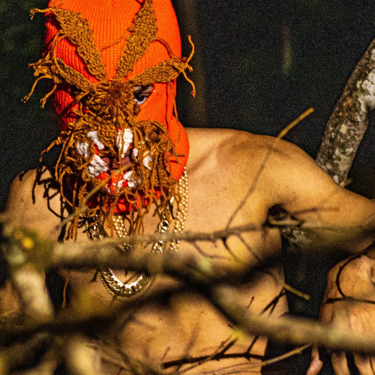 Kin Kas, artista independente de São Carlos (SP), lança seu novo single "MONSTRX".

🔗 spotify.link/oc5fxpvSJXb