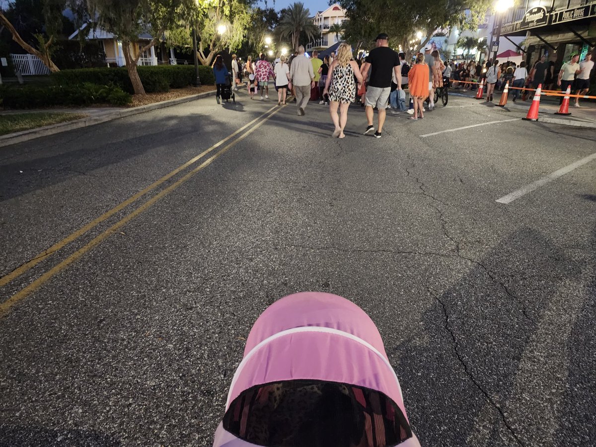 RhondaHendee's tweet image. Momma &amp;amp; I arr mobile pawtrol downtown #Dunedin at #spooktaculartrickrtreat event