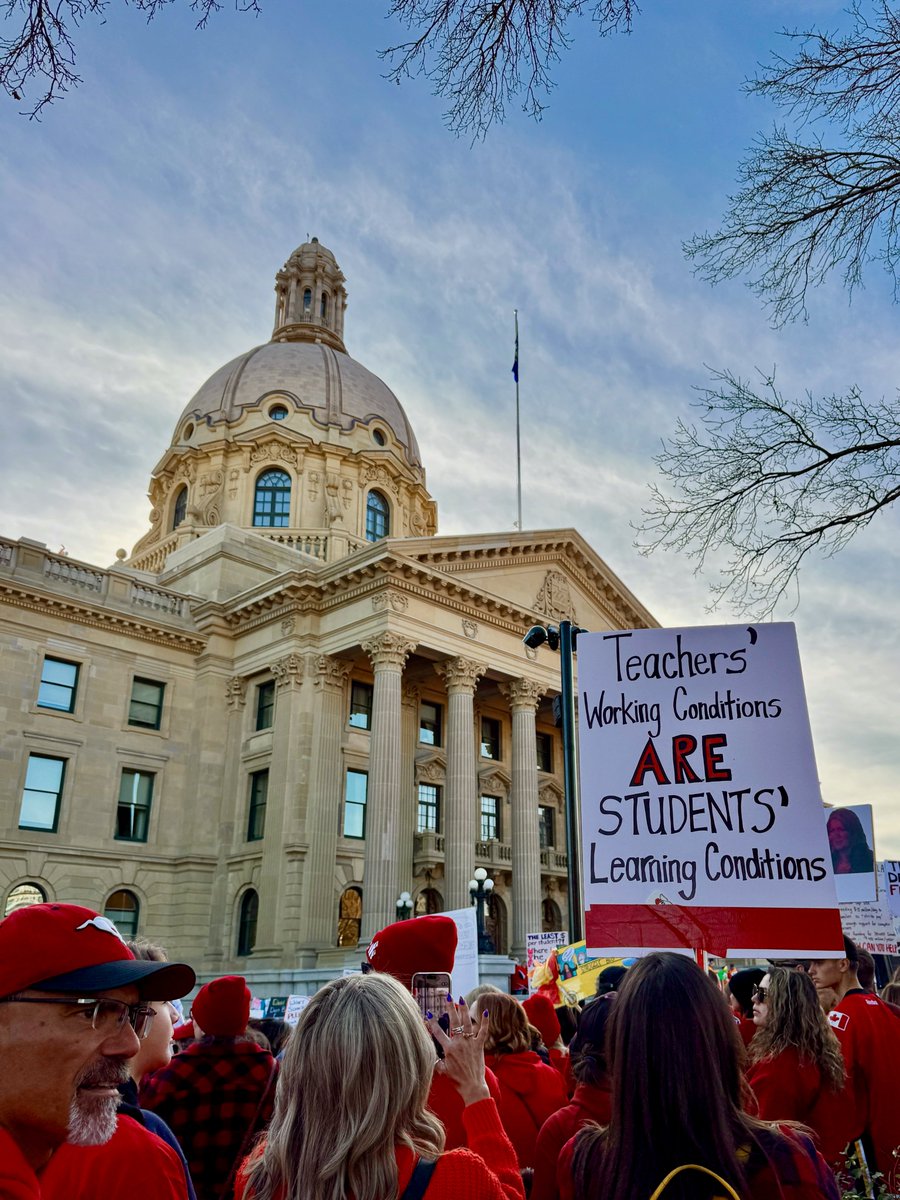 ccampbel14's tweet image. Just in case you wondered what I have been doing lately...not working because of a teacher strike in our province. It is so tough in many ways &amp;amp; I'm sad that we've gotten to this point but I'm hopeful that things are resolved soon to get students back in schools to learn. #Red4Ed