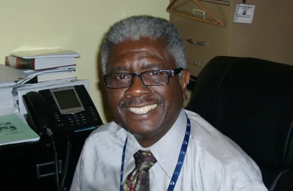 After 52 years of dedicated service to the Washington Teachers’ Union, Mr. Charles Moore is retiring. 💐

He’s been a mentor, leader, and friend to generations of educators.

📝 Sign his congratulations board:
recocards.com/board/retireme…

Thank you, Mr. Moore! 🙌 #WTU