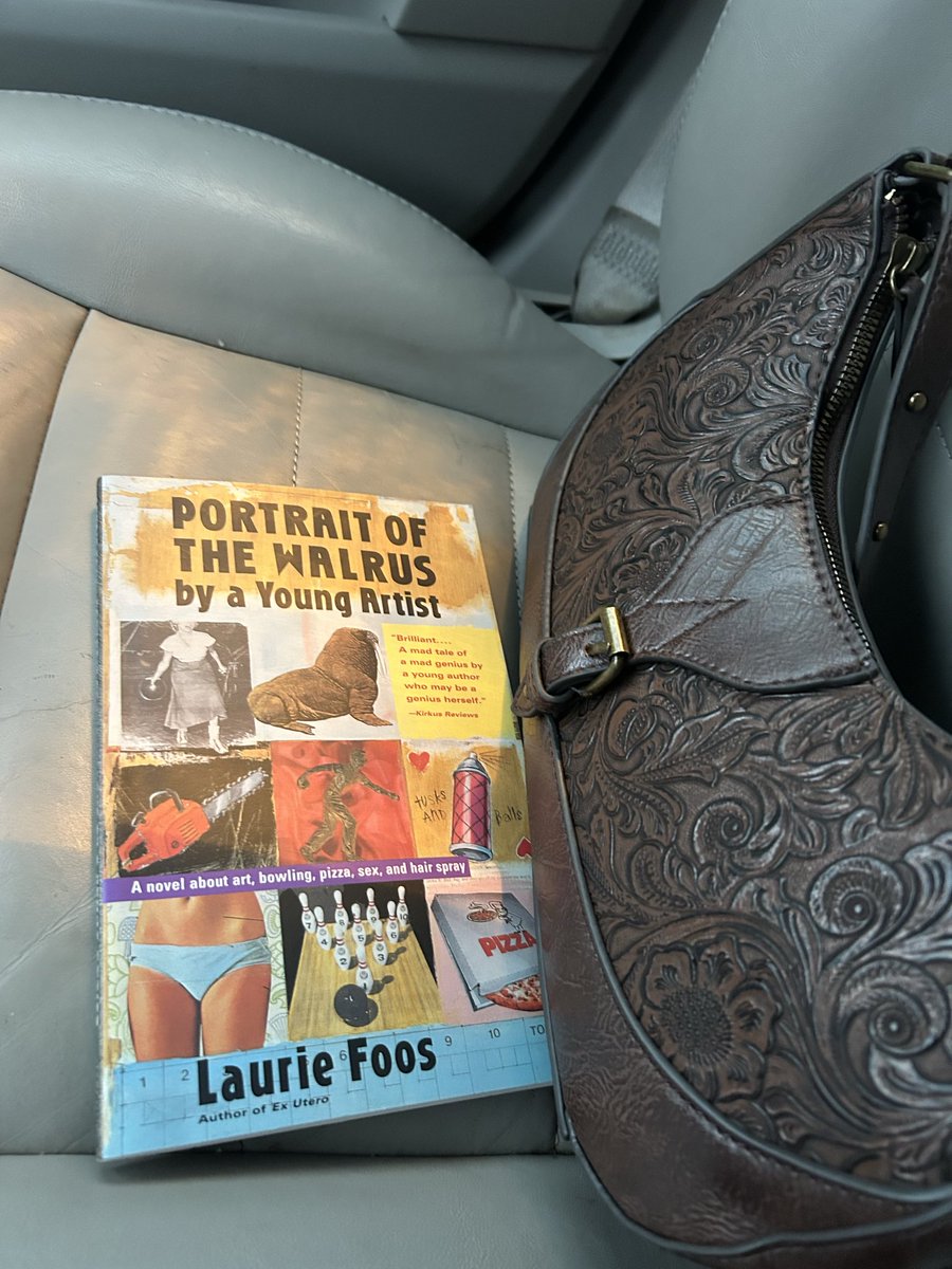 nokia_angl's tweet image. i went to my local co op bookstore and bought a book #supportinglocallibraries #yass there were also two cats there :3