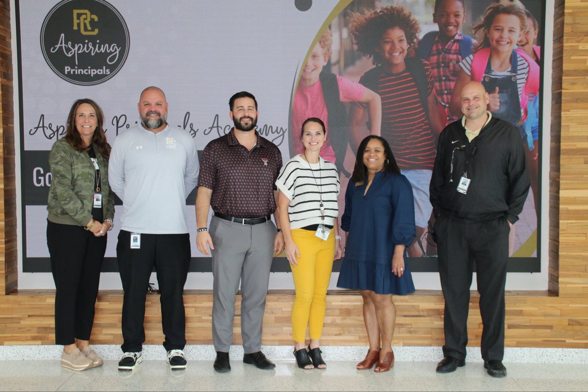 Dr. Lorie Squalls tweet media