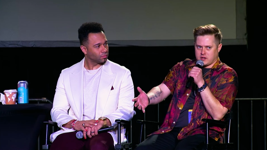 archive_hsm's tweet image. But she's part of the main cast. For Kenny she was always there with them. But right now these are the people that still talk about the movies and cherish them. So it's kind of sad to think that iis only worth if Zac Efron is showing up but other people can be left.
I really…