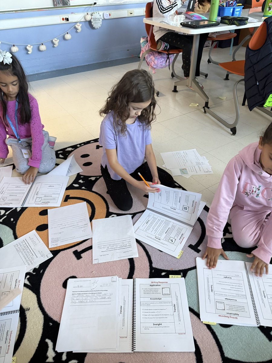 Ms. Leeds tweet media