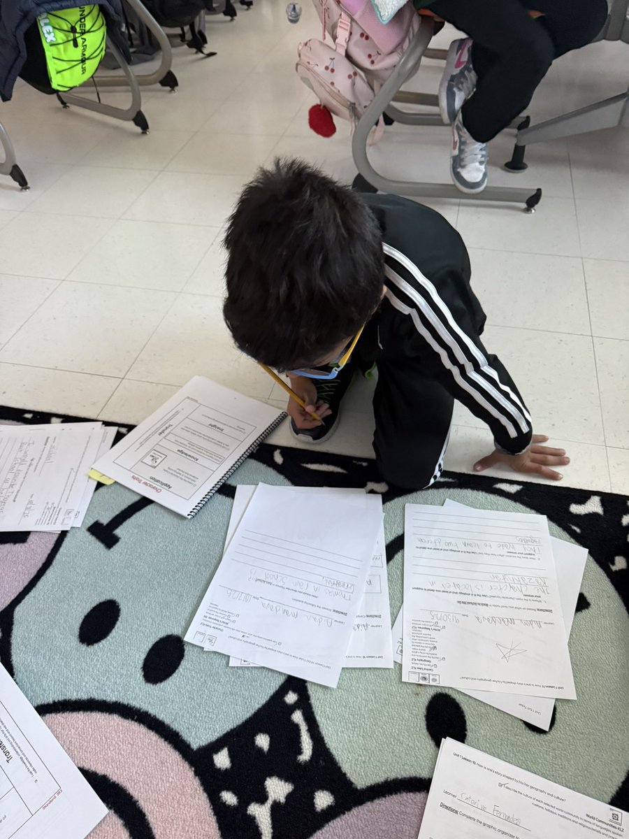 Ms. Leeds tweet media