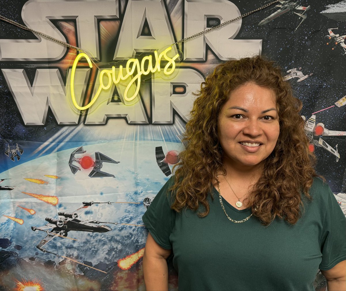 Happy birthday to Mrs. Perez who celebrated her birthday yesterday! Mrs. Perez is our amazing counselor. She goes above and beyond to help the community. Our students learn so much from her, and our families know they can call her for support. Thank you for everything you do! 💛
