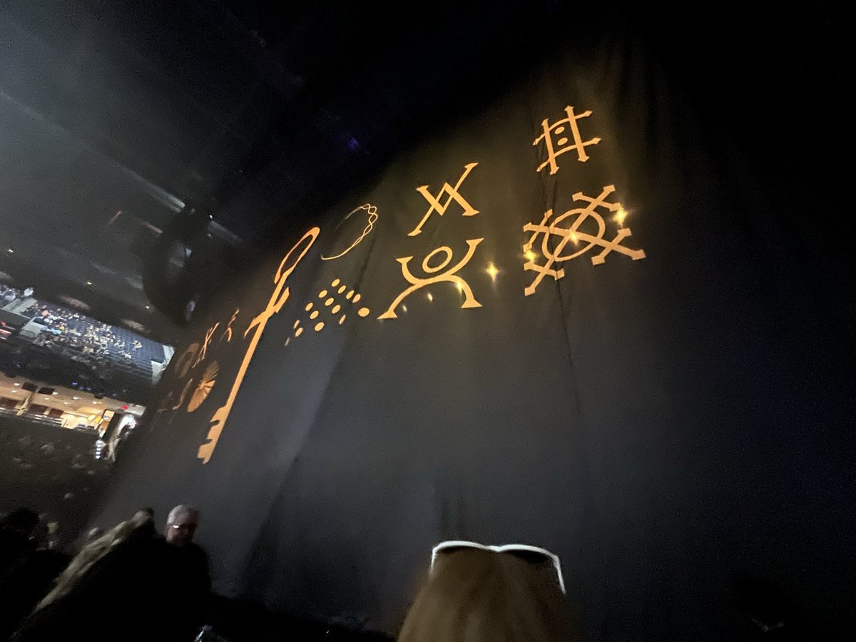 adrianna🏒💋 tweet media