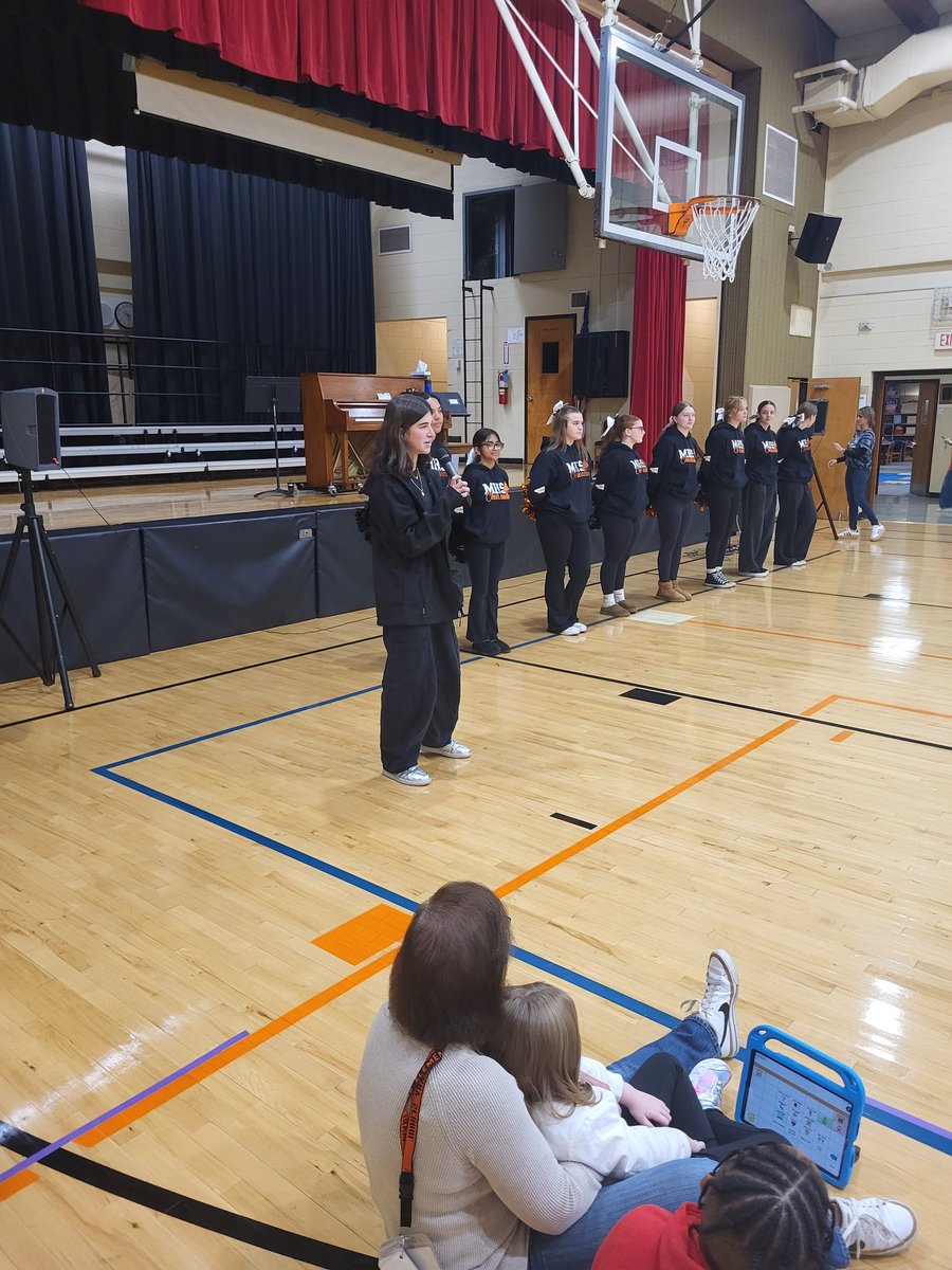 DukesAthletics's tweet image. What an amazing event at MES today. Student Athletes from the Dukes Nation spoke, and performed some cheers, at the MES PBIS assembly theme about being ENTHUSIASTIC. Great job Dukes!!
#GoDukes