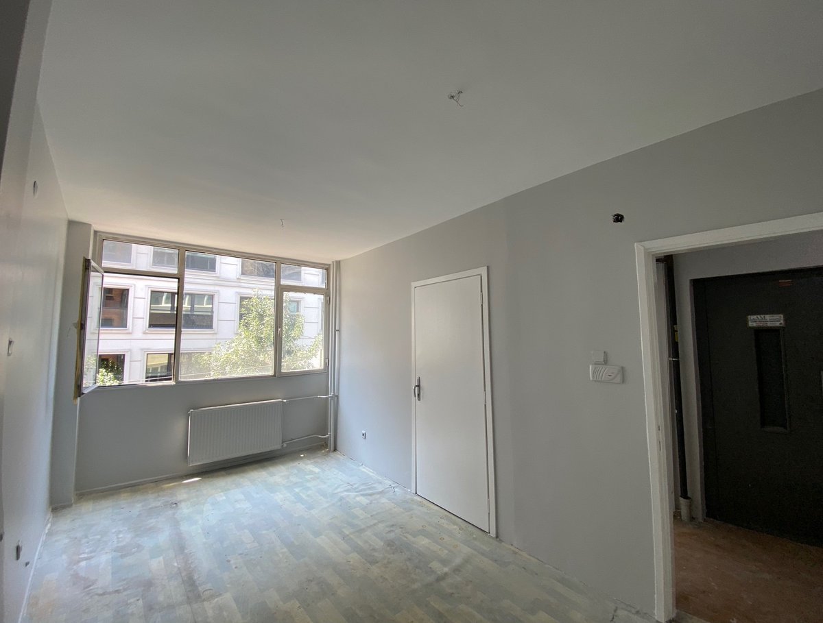 Beyoğlu Firuzağa Boğazkesen'de Asansörlü 4 Bölüm Komple Ofis Katı

Bilgi : 0532 647 36 27  

Tramvay 5 - 6 dk 

Galataport 8 - 10 dk

Net 60 m2, Brüt 70 m2

Fiyatı : 6.850.000 TL

#satılık #yatırım #beyoğlu #galataport #firuzağa #tophane #fındıklı #boğazkesen #ofis #homeoffice