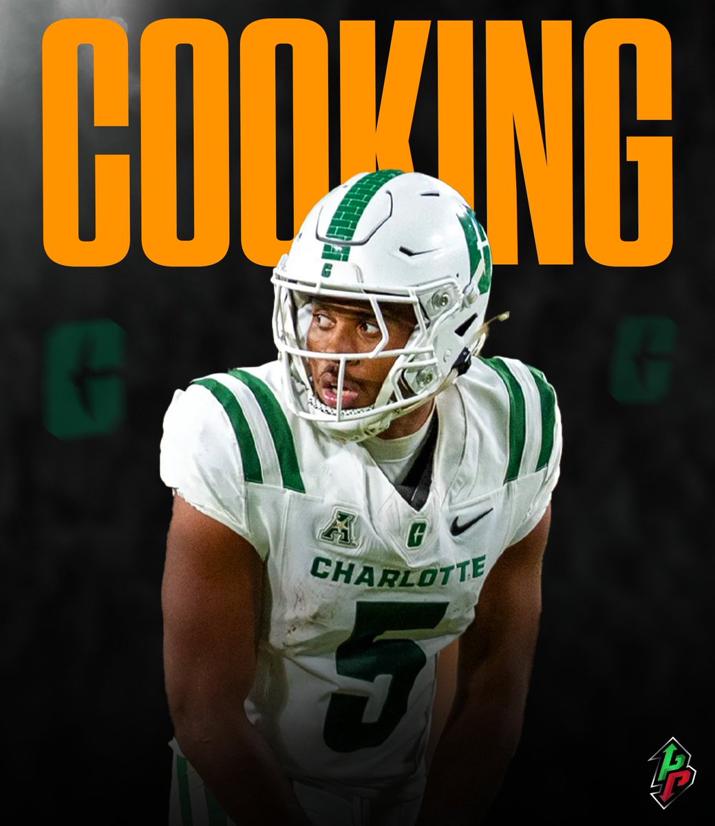 premefootball's tweet image. Charlotte WR Javen Nicholas is putting on a show, and it’s not even halftime.

🔶 4 Receptions
🔶 125 Yards
🔶 2 Touchdowns