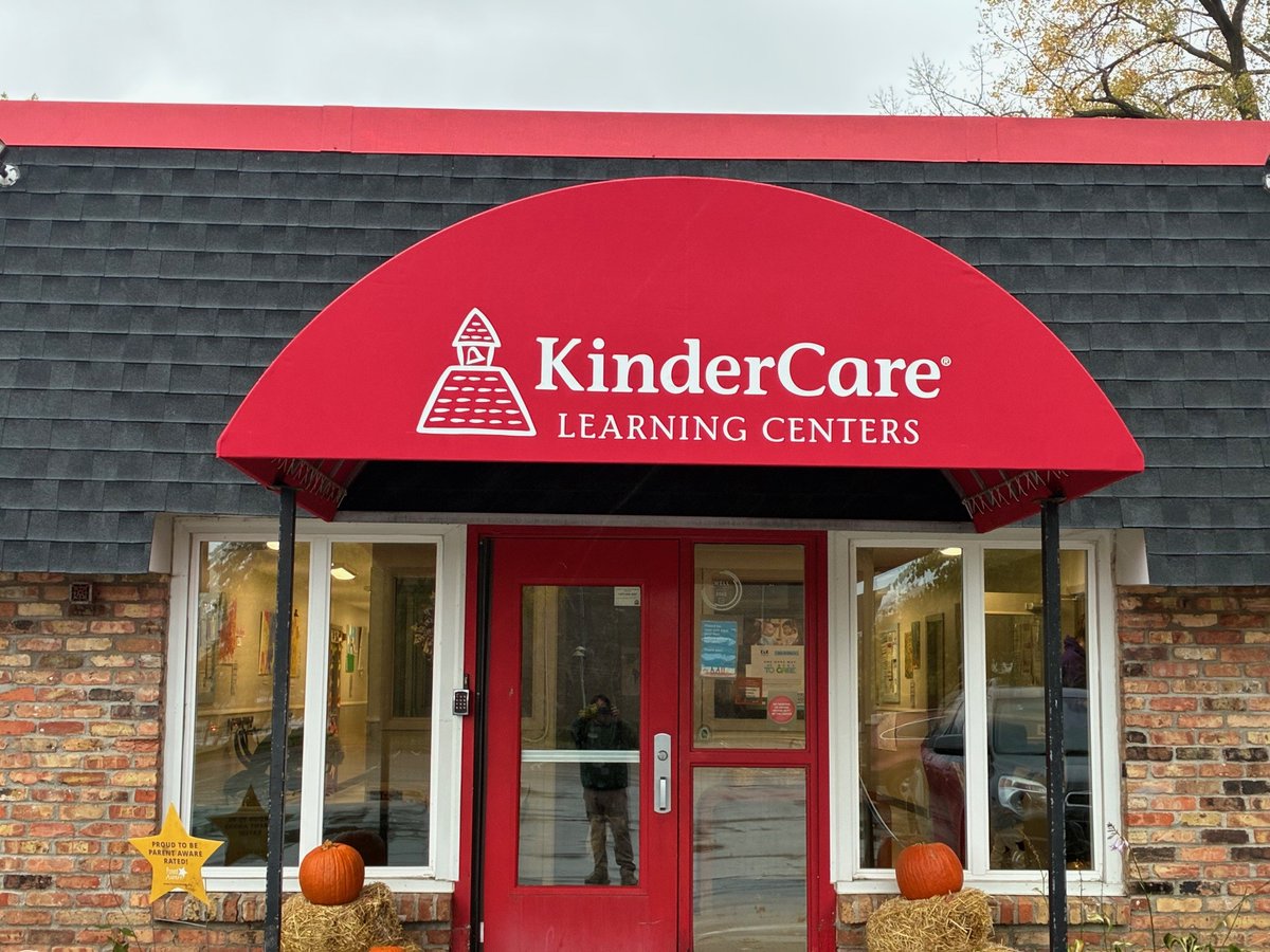 This half barrel style awning was recently recovered and new graphics were applied by Hoigaards.