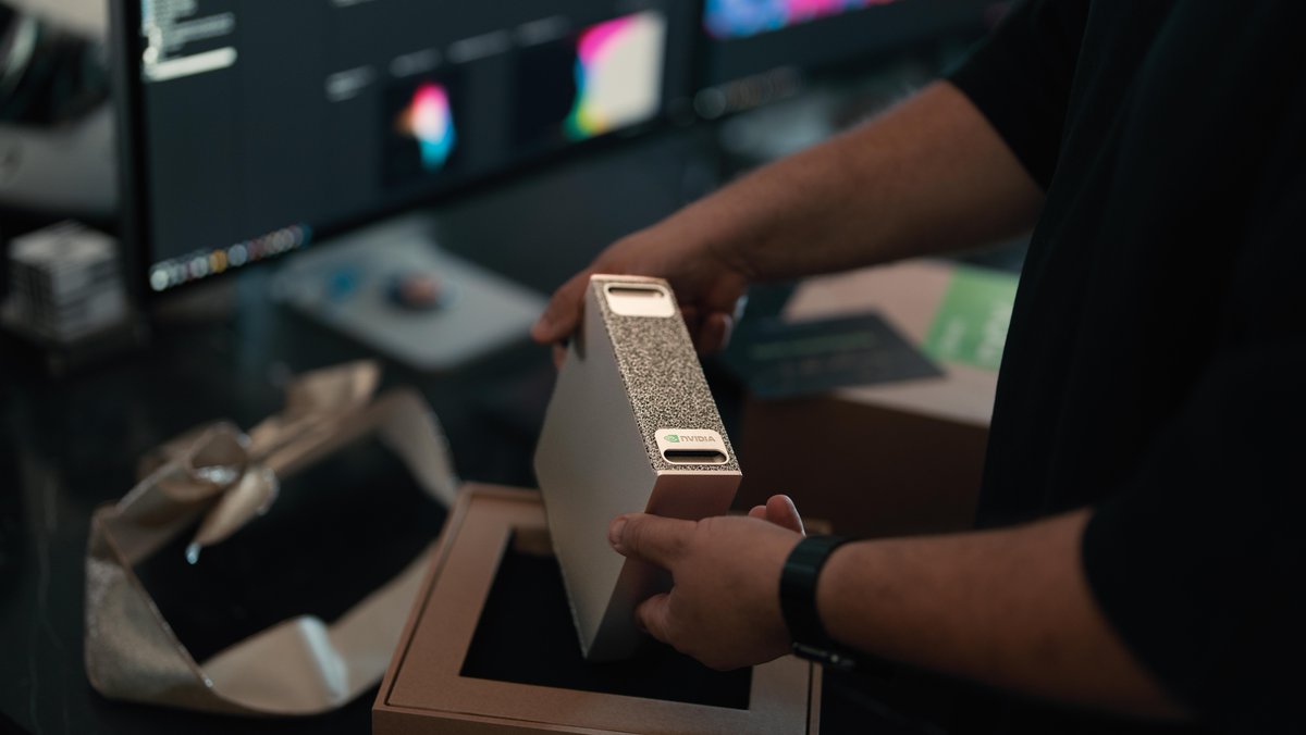 🧑‍💻✨ NVIDIA DGX Spark is arriving at developer desktops. Here is the first in a series of technical blogs and livestreams to answer your questions:

1️⃣ Benchmarks: How is the performance across a wide range of developer workloads?
2️⃣ Memory: How does the DGX Spark tackle AI