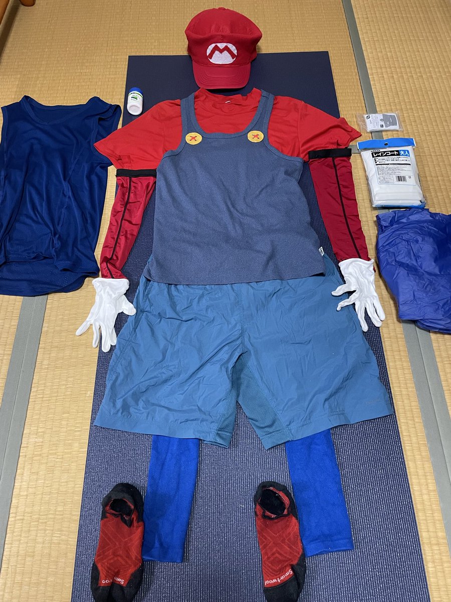 明日は横浜マラソン。
雨予報ですが、楽しんで来ます。
明日のスタイルはこれ。
まあ上からカッパは着るかもだけど☂️🍬☔️
参加の皆さん、応援に来てくれる皆さん、現場スタッフの皆さん、対策して風邪などひきませんように。
がんばって楽しもー💪