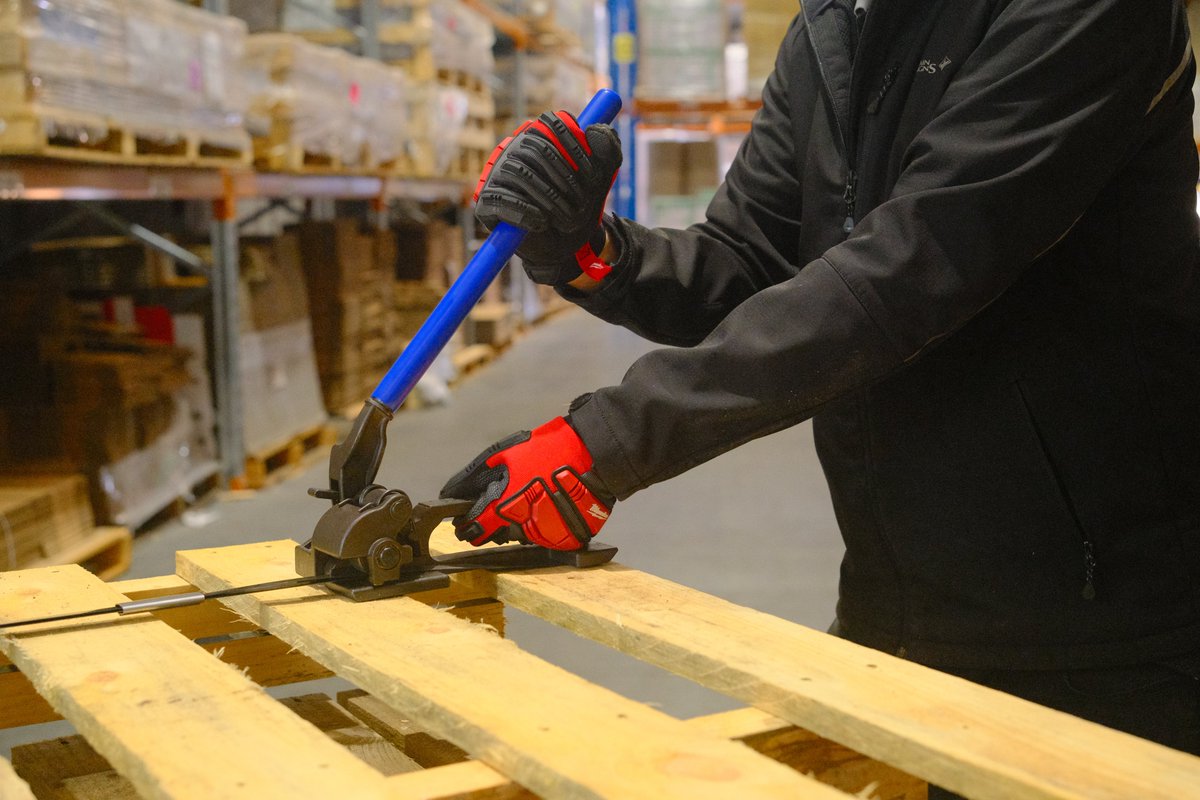 MPSPackaging's tweet image. We're working on a a heap of new content with HD photos and videos. #Packaging #strapping #palletwrap #stretchwrap