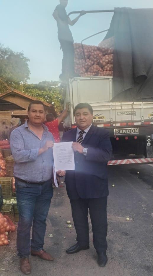 sergioauad1's tweet image. La gente de la DNIT devolvió las cargas al productor Paraguayo, esto es una excelente noticia. 
Ya no importa lo que pasó, yo creo que todos aprendimos algo. 
Gracias a la gente que apoyó y por lo visto hay gente que no le importa.
Comprobamos de que hay miles de trolls…