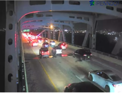 KYWRadioTraffic's tweet image. I-95 south remains jammed between the Girard Point Bridge and Bartram Ave due to emergency construction. Expect delays and stay to the left. @KYWNewsradio #SouthPhilly
