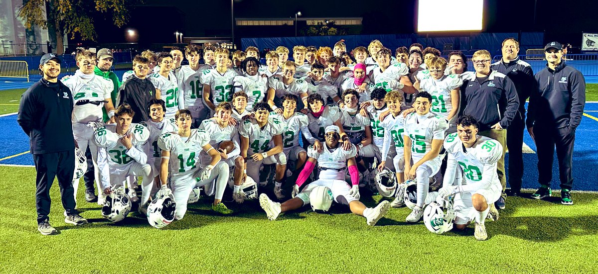 Football
Sophomore 
York wins 28-7 over Lyons Township.  
Finish the season 8-1 
WSC Silver Conference Champions!  Nice job Dukes!