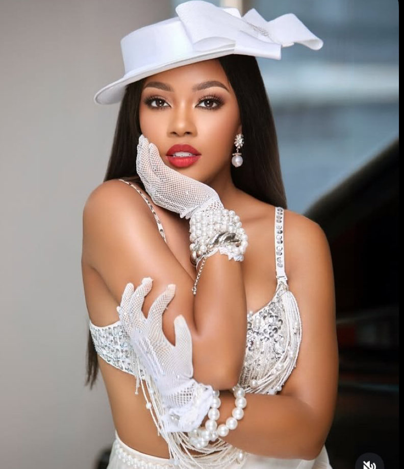 A happy 24th birthday 🎉 Lily! 🌺 🌺 

To many more blessings! 🥂

LIEMA PANTSI TURNS 24
HAPPY BIRTHDAY LIEMA
#StreamLiemaSongs
#LiemaPantsi