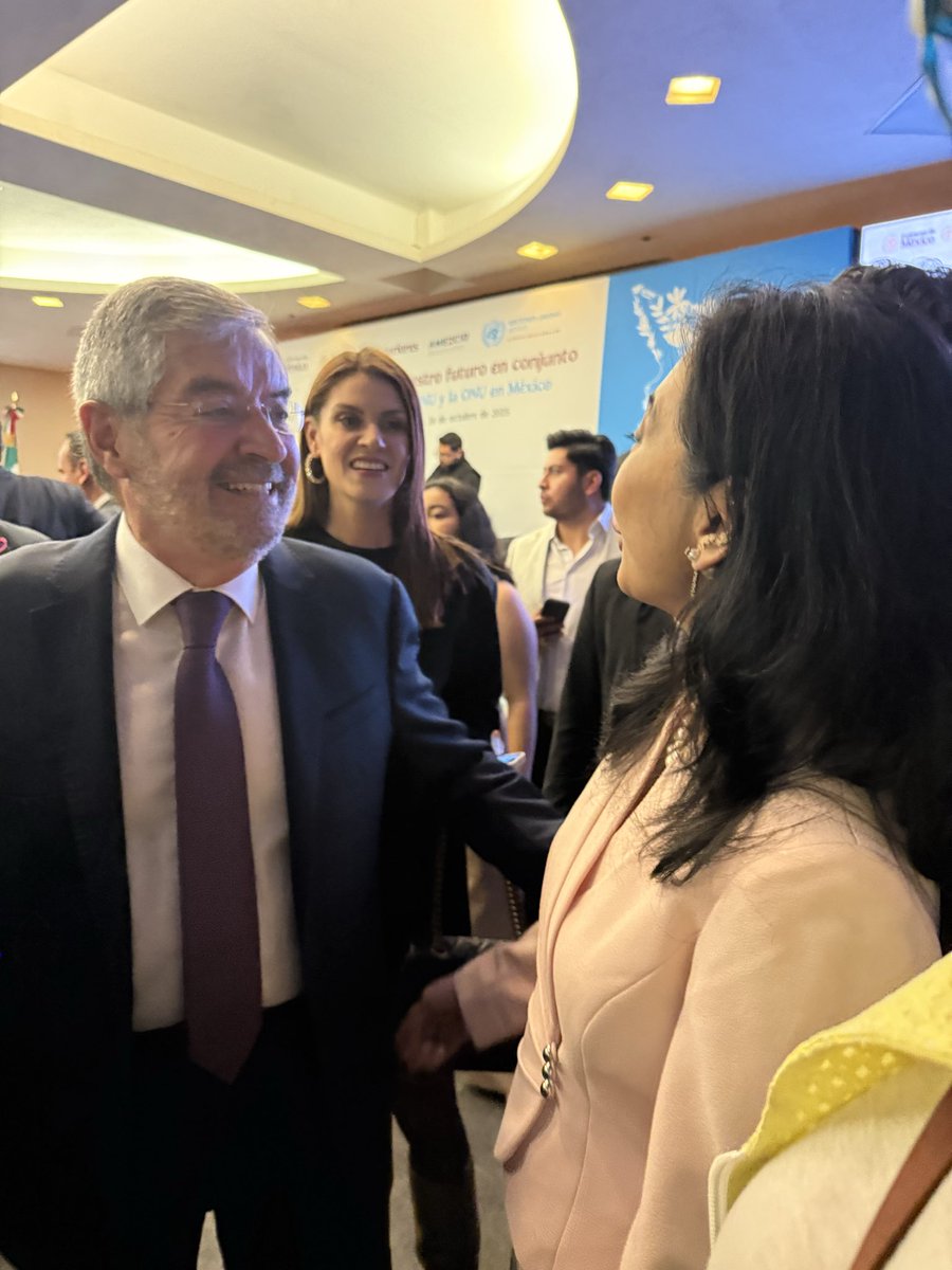 SilviaMorimoto's tweet photo. Con la presencia del Canciller Juan Ramón de la Fuente de la @SRE_mx 🇲🇽, celebramos con orgullo el 80.º aniversario de las Naciones Unidas 🇺🇳, junto a la equipo país de la @ONUMX, ochenta años promoviendo la paz, la cooperación internacional y el desarrollo sostenible para todos. https://t.co/cM4LYade2a
