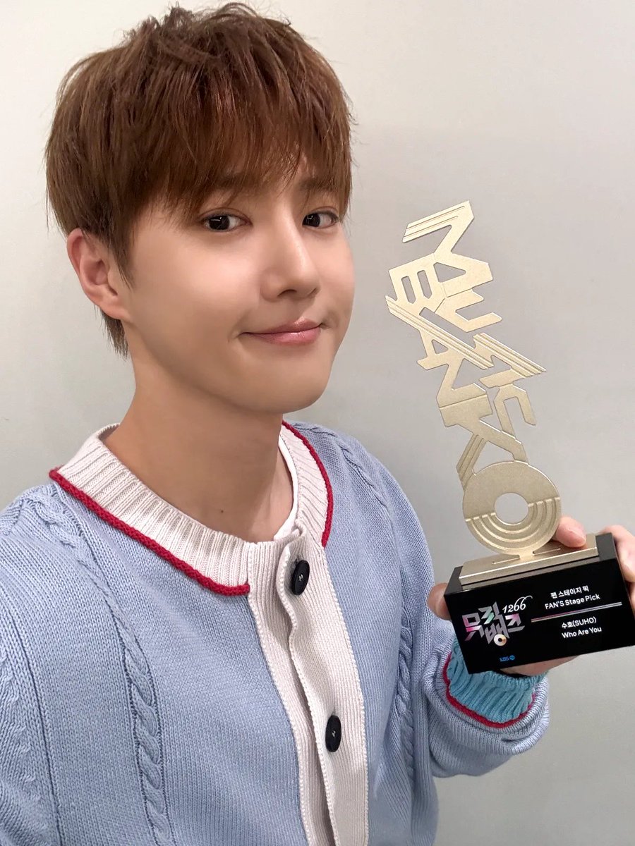 [D-1] BIGC

Want to see SUHO received another trophy but live?

Then open BIGC app and collect/buy votes! You can buy for 1usd. Please buy if you have extra since we are fighting against BIG BG fandom.

Let's vote together and celebrate together later!

#VoteSUHOinBIGC
#SUHO