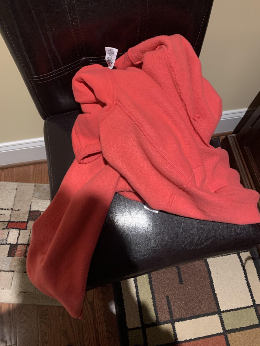 Burry543's tweet image. Things my mom said about this sweater (in order) 🧵:
"What is that sweater?"
"Why are you wearing pink?"
"YOU ARE A MAN. WEAR ANY COLOR EXCEPT PINK"
"There is only a HE and a SHE"
"NO THEYS OR THEMS"
"Every parent in the world is trying to protect our children from this BULLSHIT"