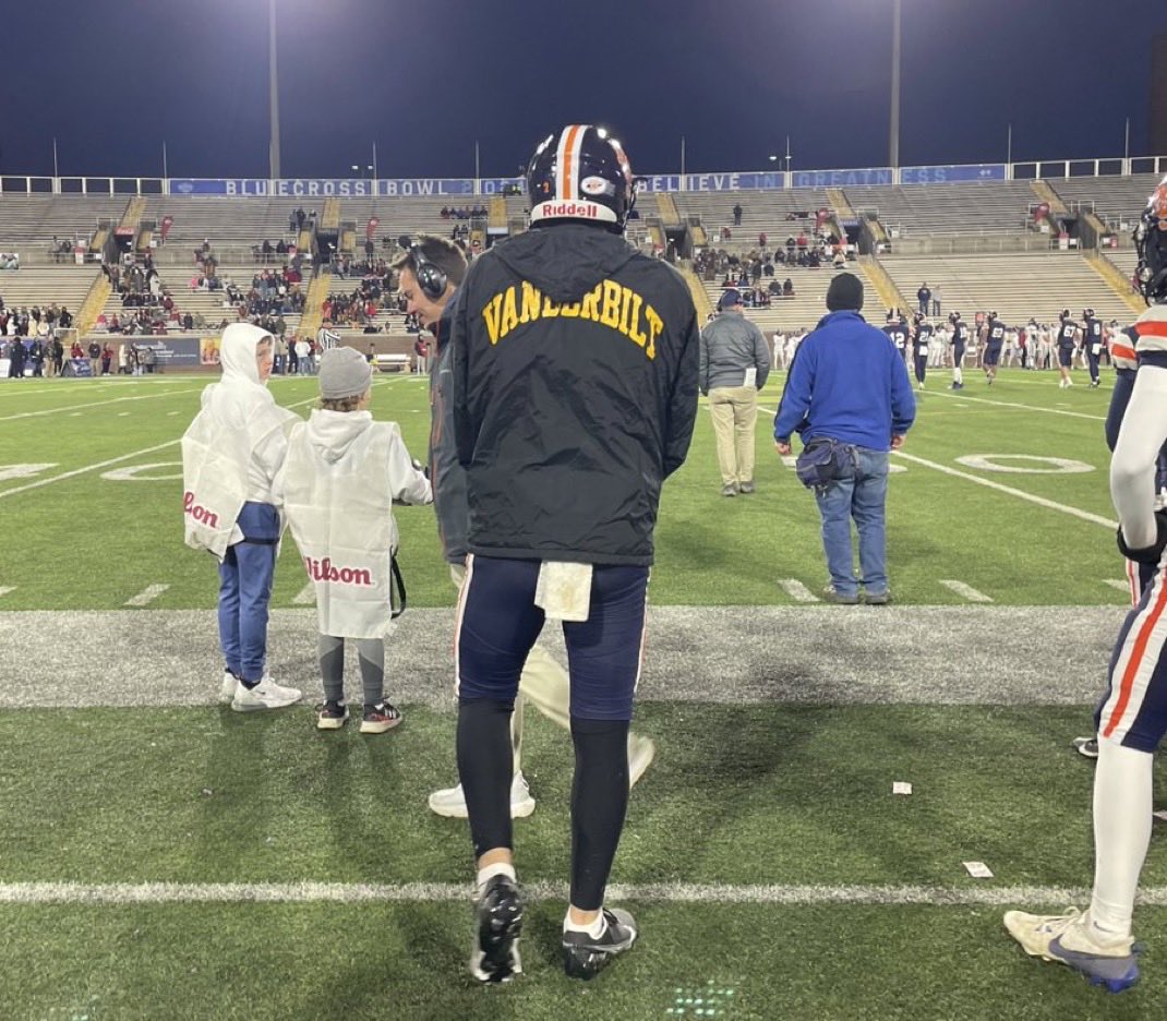 Coach Clint tweet media