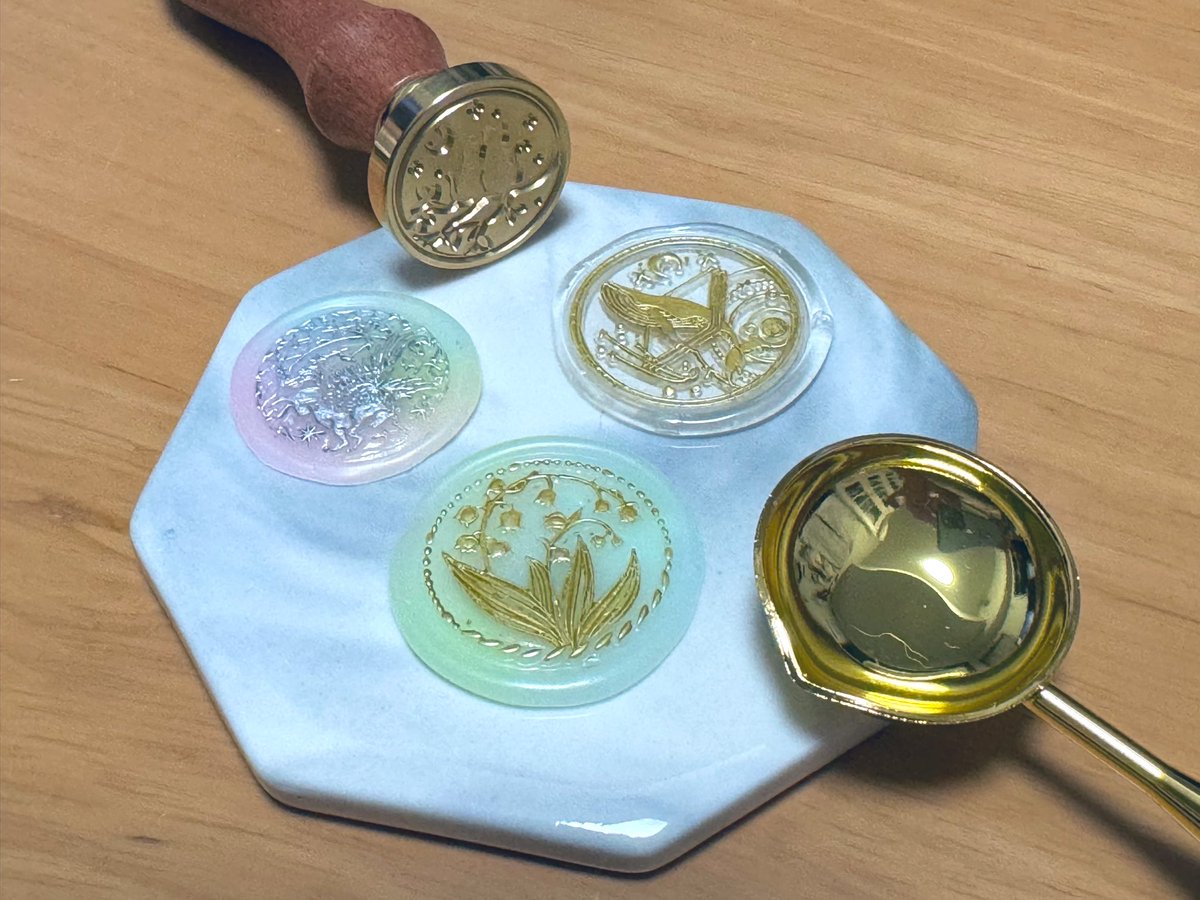 sumokogeda's tweet photo. 出店しますꕤ︎︎·͜·

販売＆ワークショップ
・シーリングスタンプシール作り
3枚700円
・マクラメキーホルダー
1,000円
・リボンヘアゴム又は、リボンクリップ
500～1,000円

是非是非、遊びに来てね✨️

よろしくお願いします✩.*˚ https://t.co/l7QobQ67Cs
