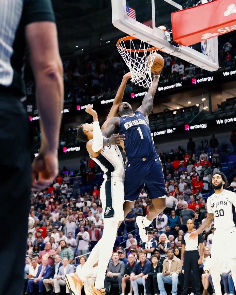 every reaction to Zion's poster was so valid 😭😭😭