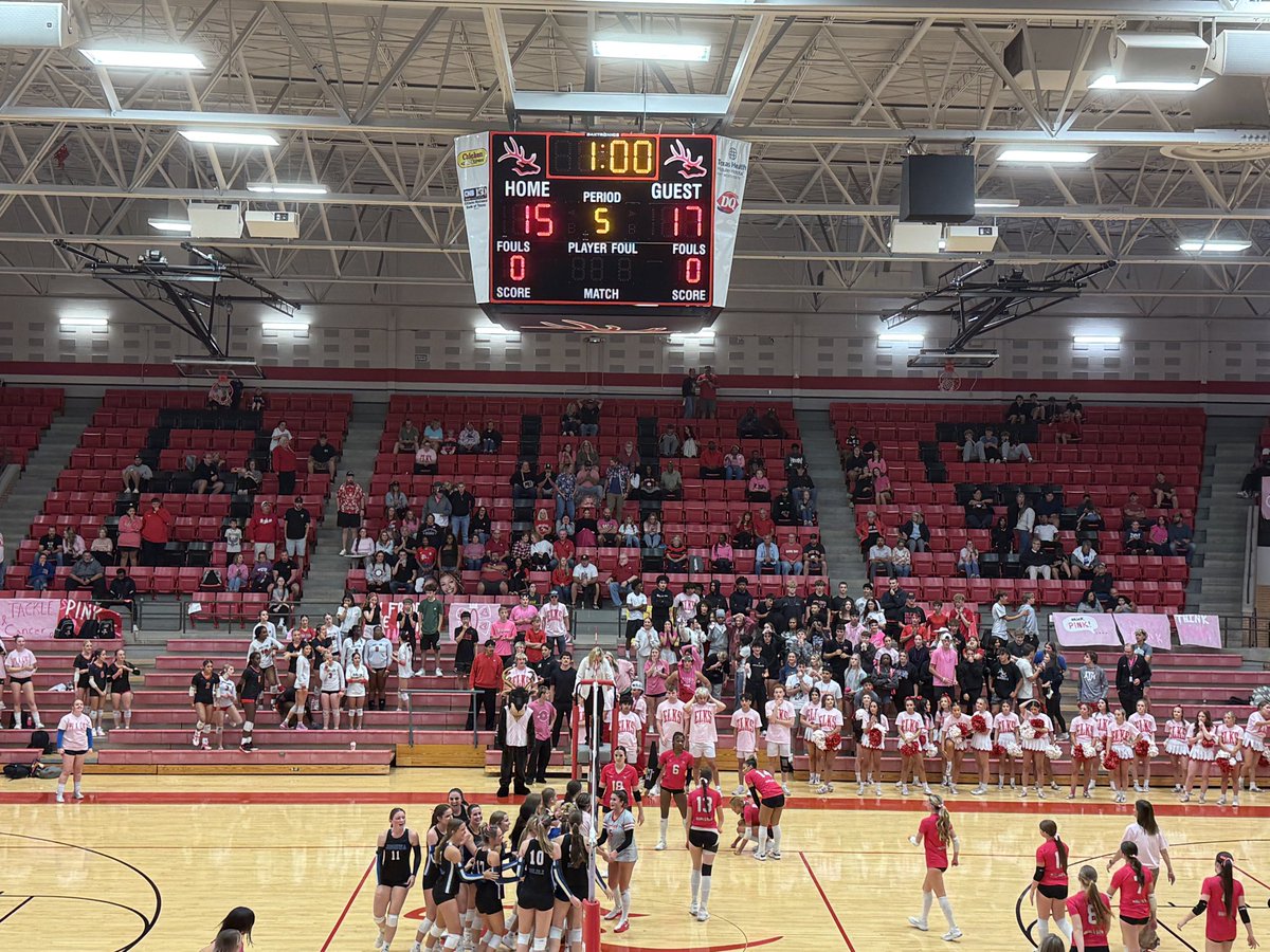 It went to 5 sets but in set 5, 17-15 your Lady Owls are UNDEFEATED District Champions!! 💙🏐🦉