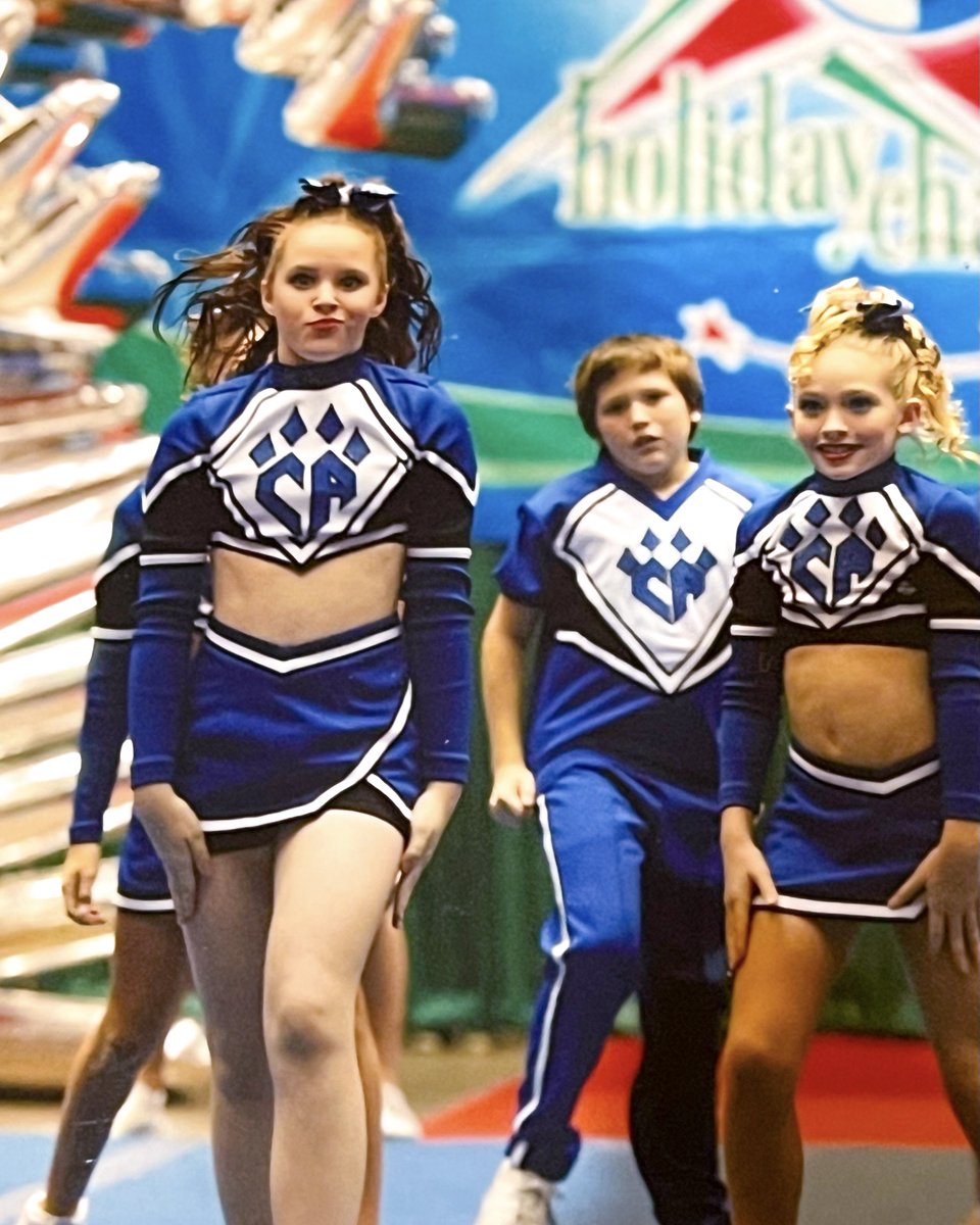 It’s FLASHBACK FRIDAY! CATegory is: 

“Everybody welcome to the stage…. Misscellaneous! 💅🏼”