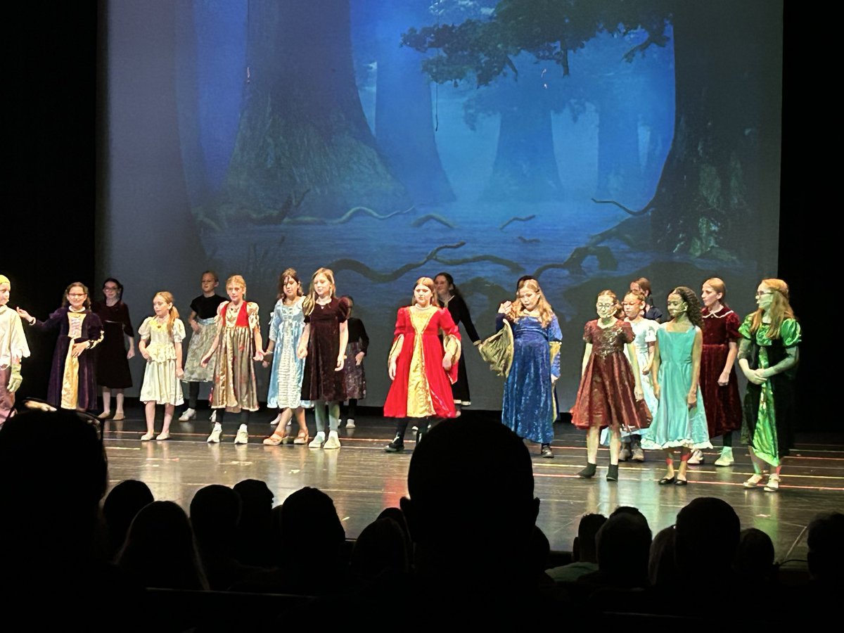 I’m not biased🤨, but that was the best musical I’ve ever seen from these kids! So proud of all of them!💚💚 <a href="/WilsonElem/">Wilson Elementary</a> <a href="/FHSchools/">FHSD</a>