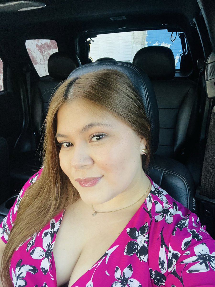 cacheterin's tweet photo. Ahora solo foto en el carro 🫢😏 https://t.co/sx4KJsjLze