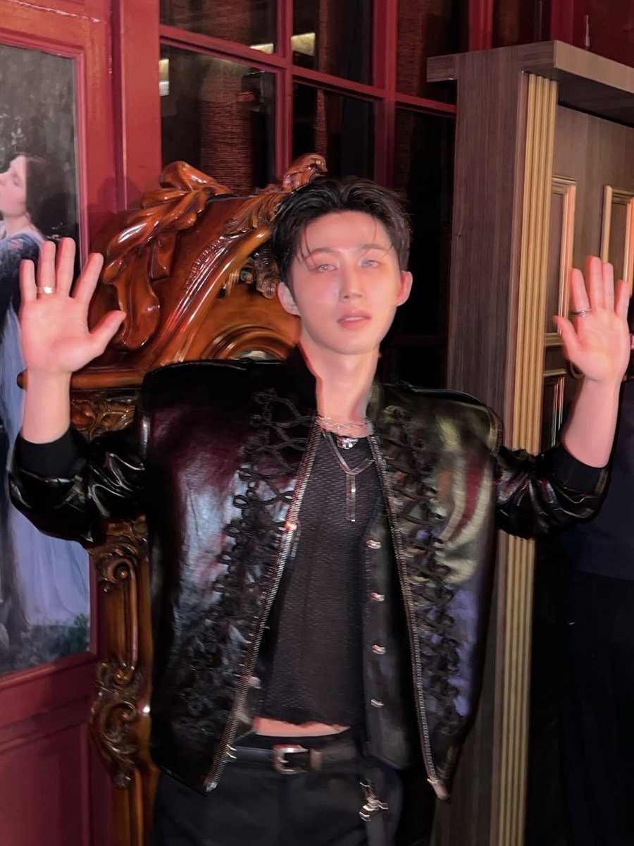 _131coded's tweet image. UHHH, GOOD MORNING???? 

kahit tapakan mo ako, ako pa magsosorry 😩😩