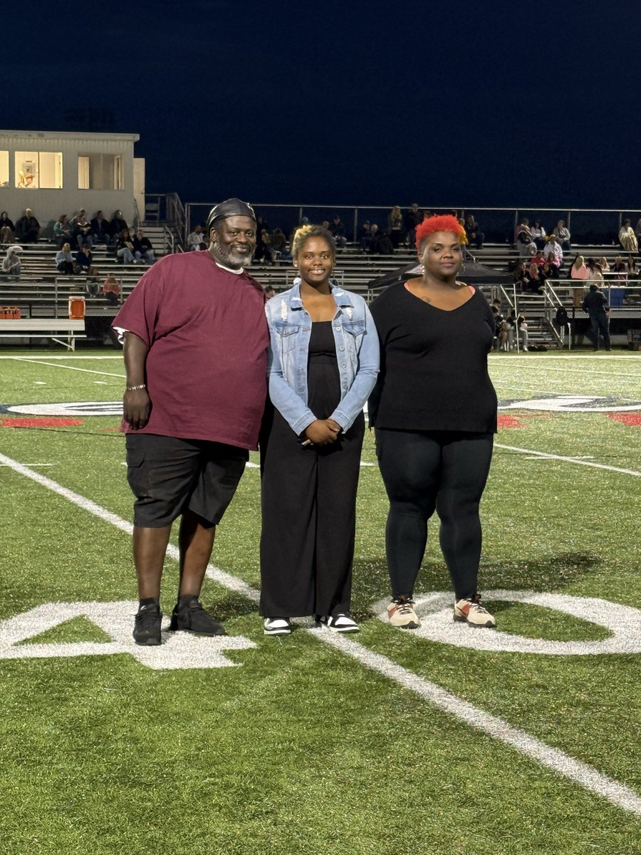 lhs_psat's tweet image. National Merit Semifinalist—Danielle Banks #hifi @DCSeNews