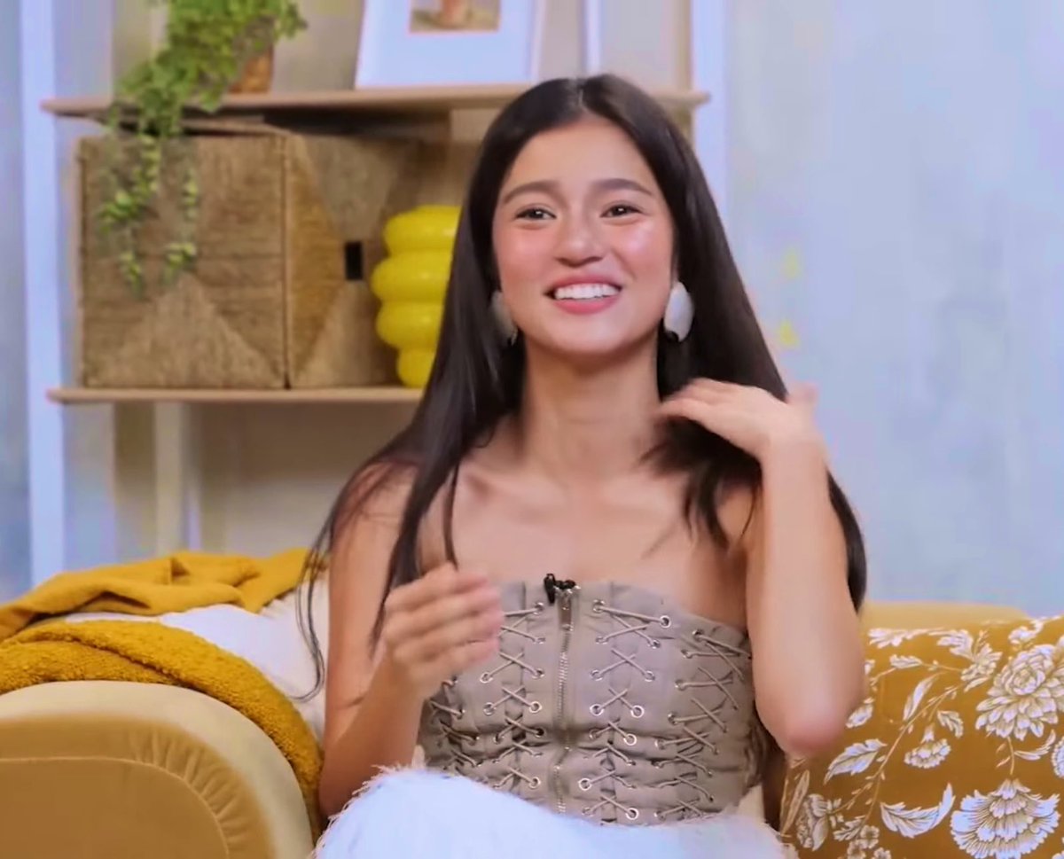 She talks with humility, reflects with wisdom, and inspires without trying… that’s #BelleMariano 

BELLErangay FOR MGB
#BRGYBelleMariano