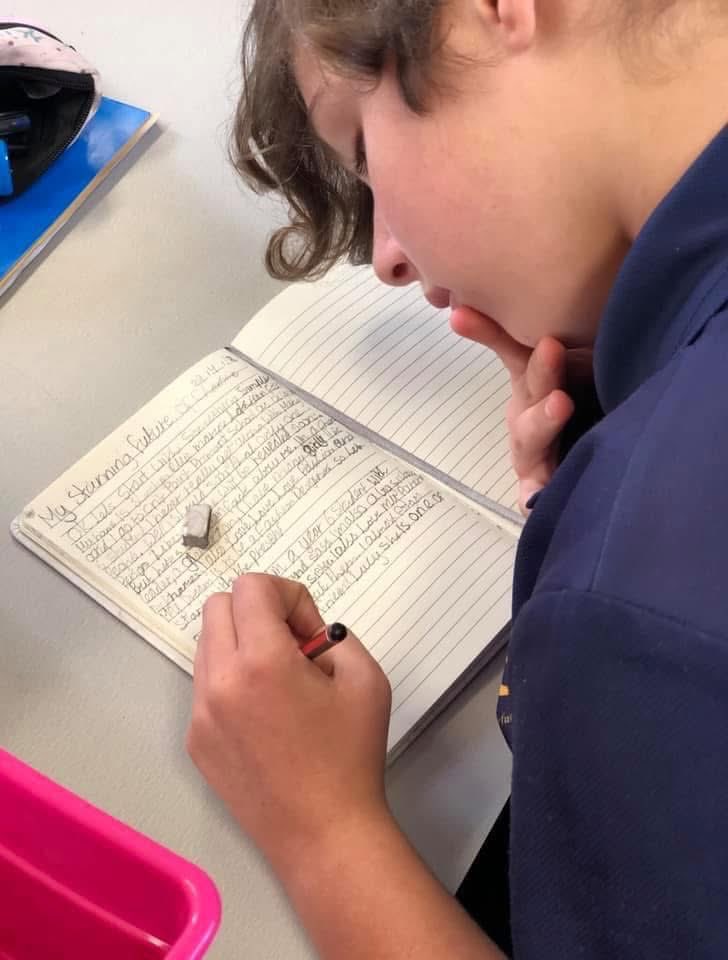 alwriting's tweet photo. Choice should begin with each writer choosing the writer’s notebook that matches their needs. Writer's notebooks should be as individual as the writers who use them. There is not just one way to use them. Discover what works for you. #write #writersnotebook https://t.co/pqWkJYCFu5