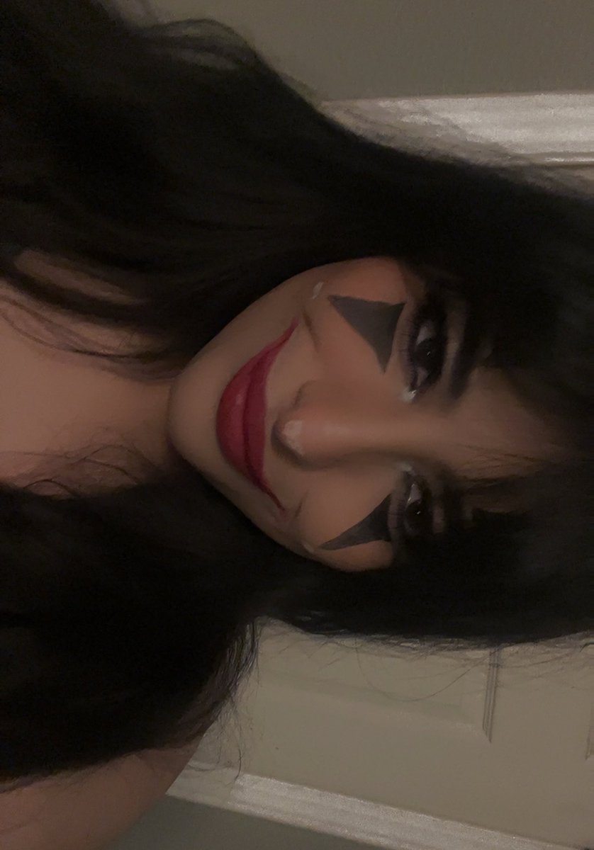 basicallyleaah's tweet image. 😈🤡