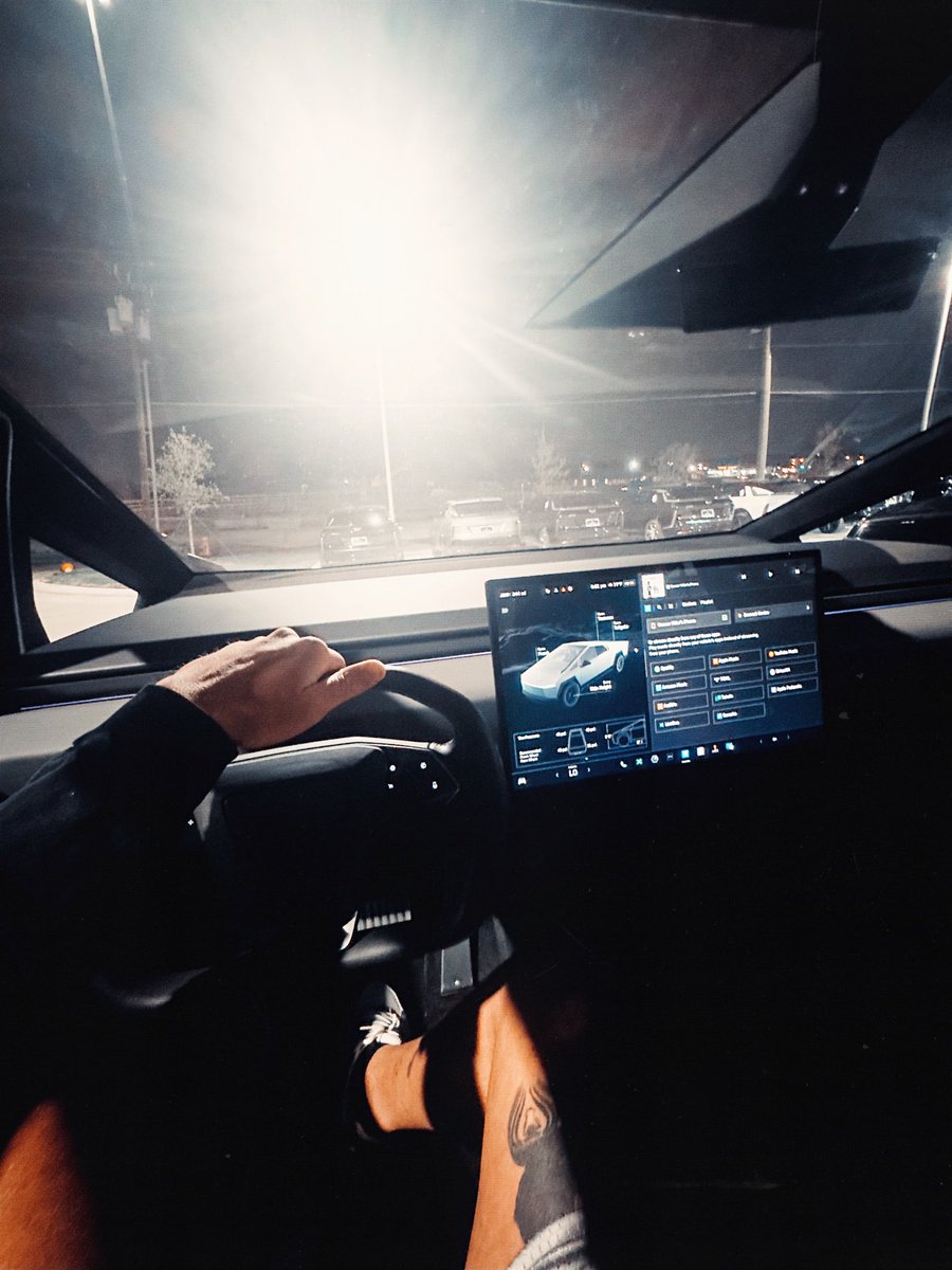 sznd after dark | 🐉💹🧲🛸 tweet media