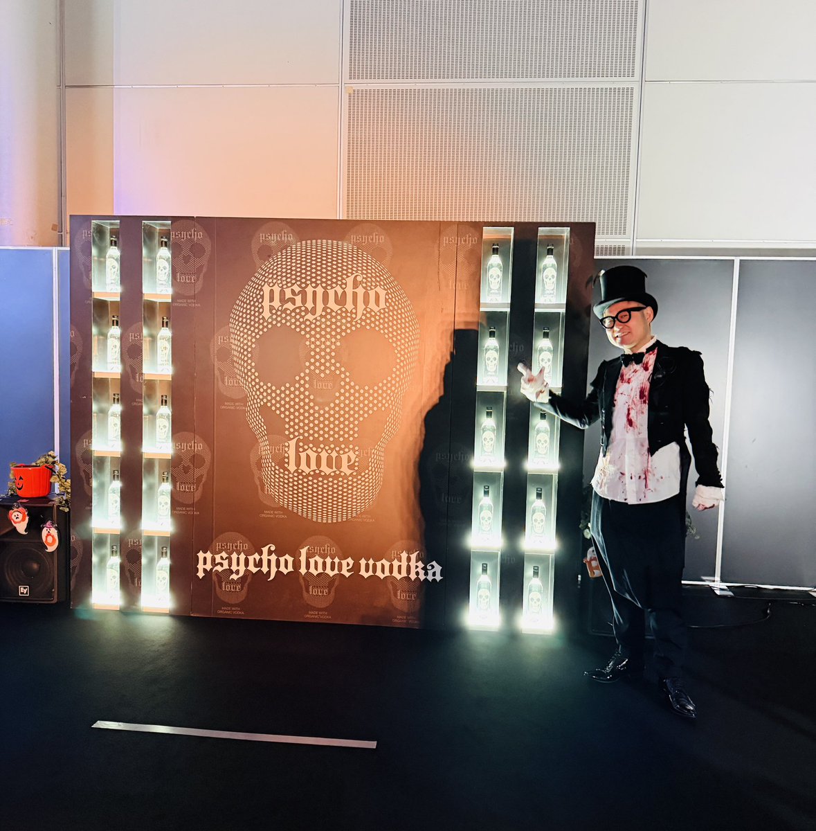 STAFF] 「HYDE [INSIDE] LIVE 2025 WORLD TOUR -JAPAN FINAL