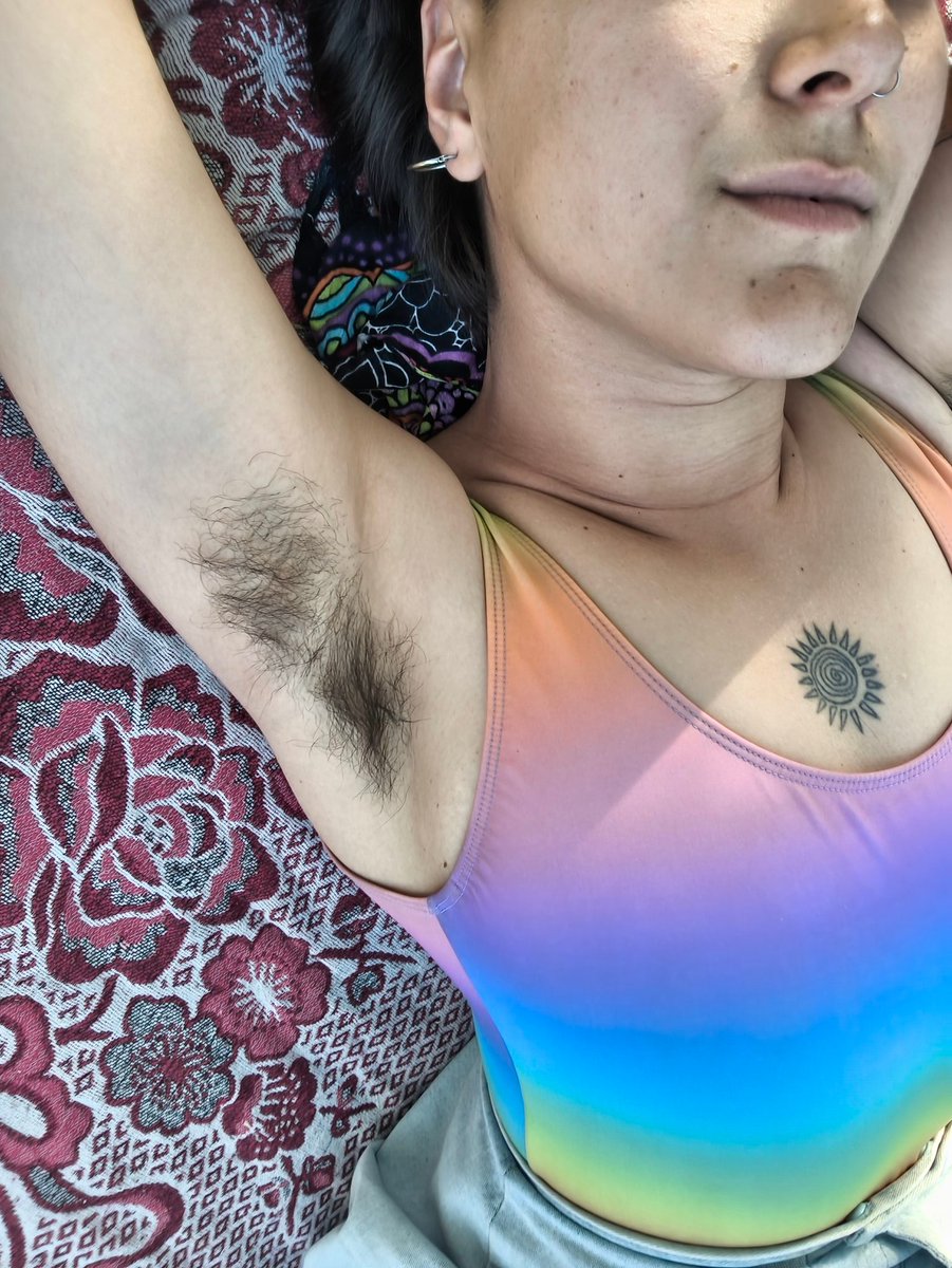 I could poison you with the pheromones left in my hairy armpits 💖