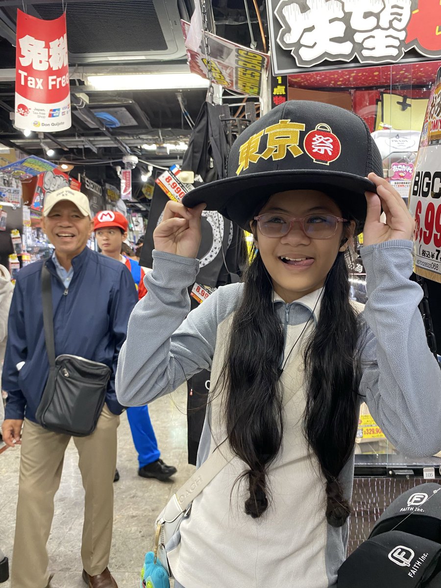 erost4n's tweet image. Yung mag-Lolo na nakapunta lang ng #Japan 🇯🇵 lumaki na ulo! 🧢🤪✌️

#JaFun ‘25 🎌